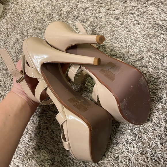 Touch ups high heels - Picture 3 of 3